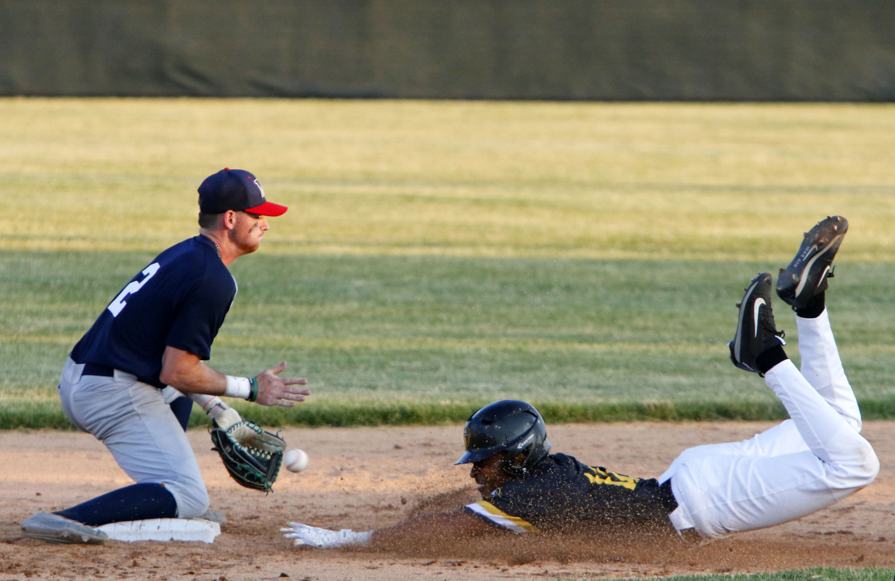 NWI Oilmen vs. MCL Minutemen